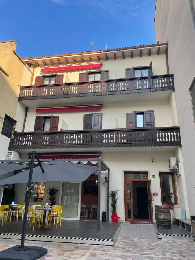 Hotel Cortina Mestre Exterior photo